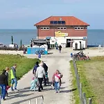 3-zimmer - Mit Tv, Zwischen Und Hooksiel, Mit Badewanne Wilhelmshaven