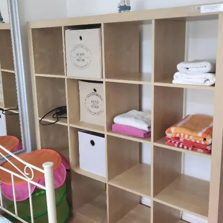 Apartmán Ferienwohnung Zwischen Hooksiel Und Suedstrand, Mit Badewanne Und Tv *
