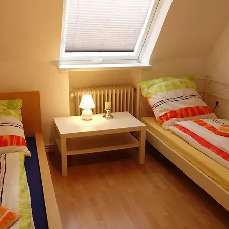 3-zimmer - Mit Tv, Zwischen Und Hooksiel, Mit Badewanne Βίλχελμσχαφεν