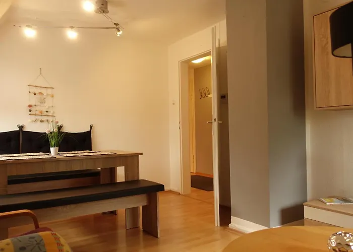 3-zimmer - Mit Tv, Zwischen Und Hooksiel, Mit Badewanne